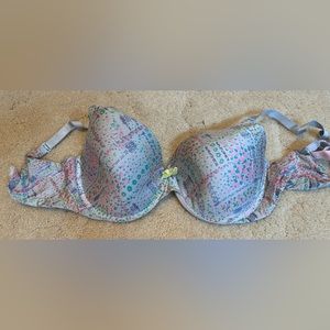 Victoria’s Secret Bra